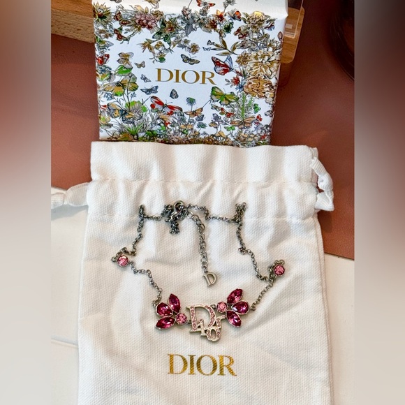 Dior Pink Necklace - Picture 3 of 6